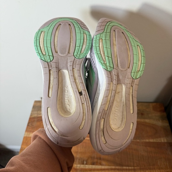 Adidas Bounce Gray and Green Athletic Shoes, Womens 8.5 - Picture 10 of 10